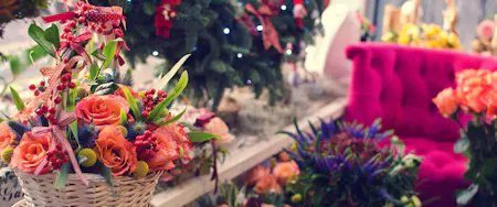 Phillip's Flowers & Gifts - Logo